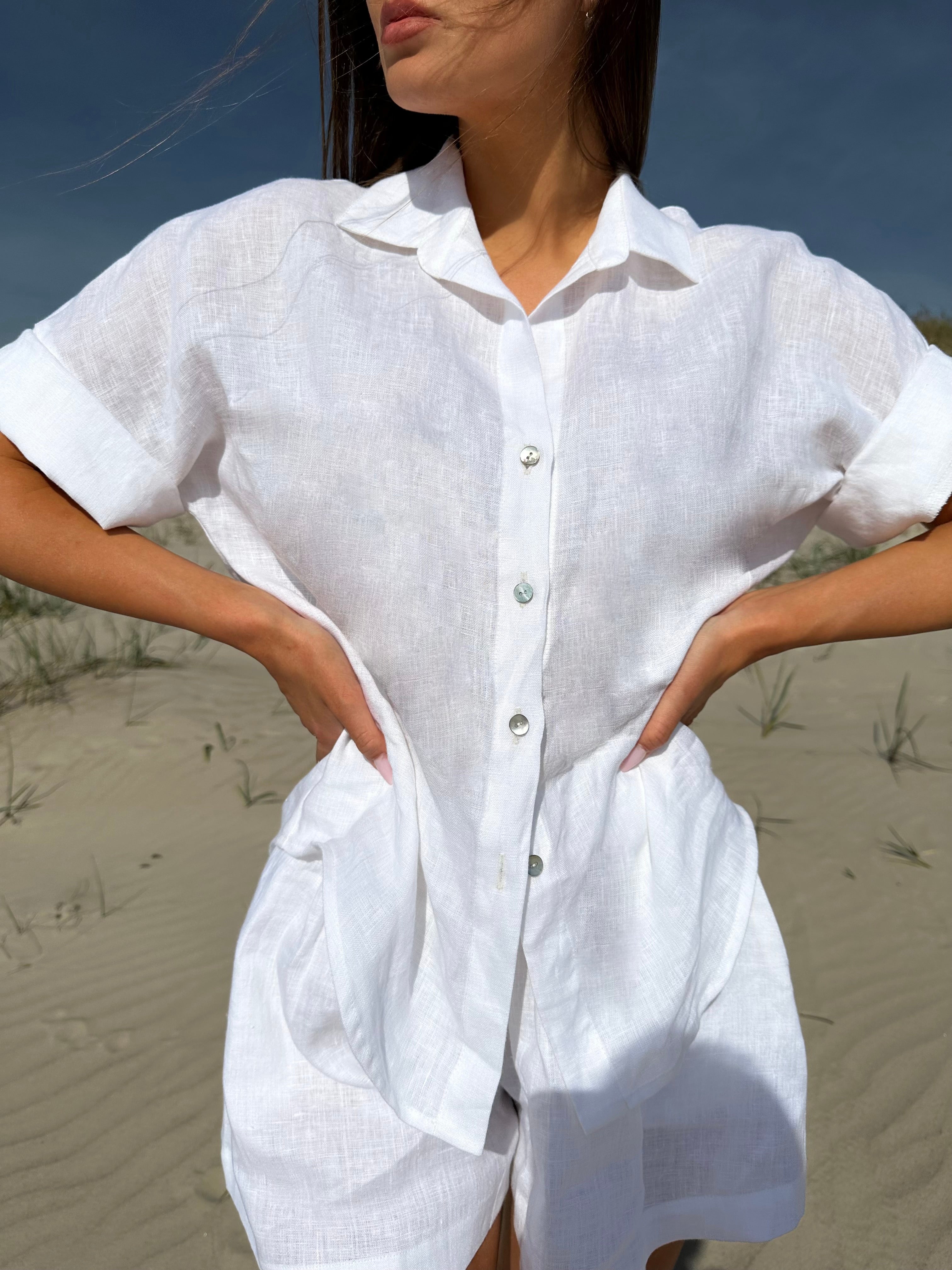 Linen shirt with short sleeves